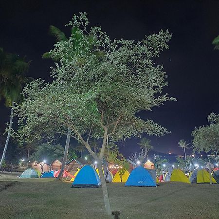 Beach Camp Lombok Sekotong Kültér fotó