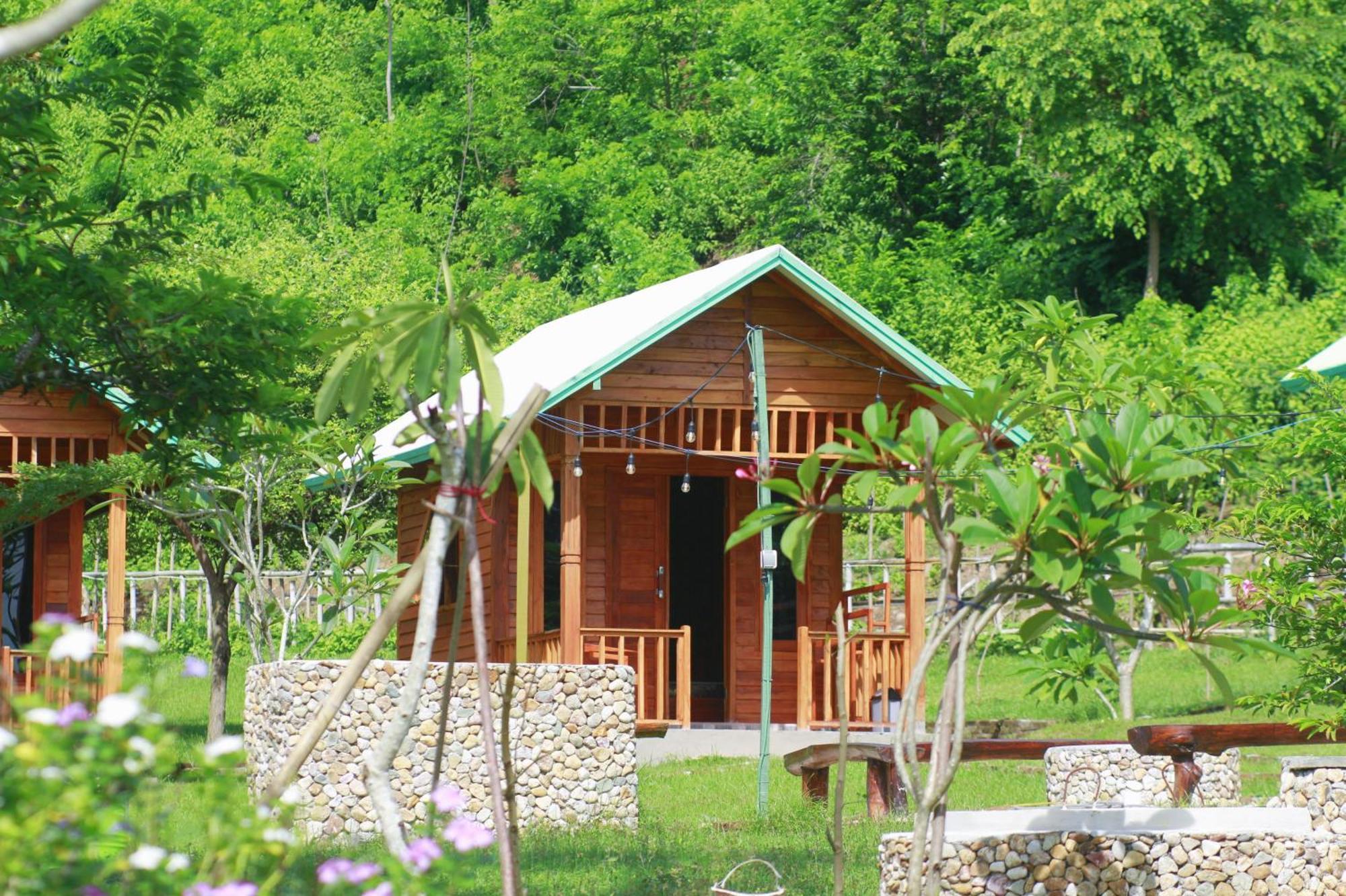 Beach Camp Lombok Sekotong Kültér fotó